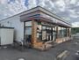 コンビニ　セブンイレブン 成田西三里塚店（コンビニ）まで417m