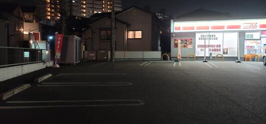 コンビニ　デイリーヤマザキ福岡小笹店（コンビニ）まで438m