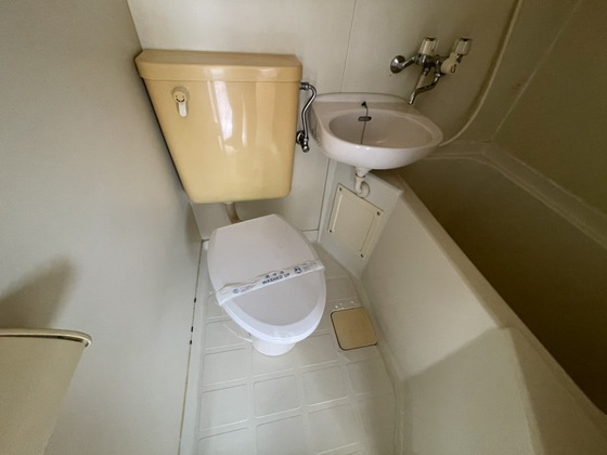 トイレ　※別部屋の写真です