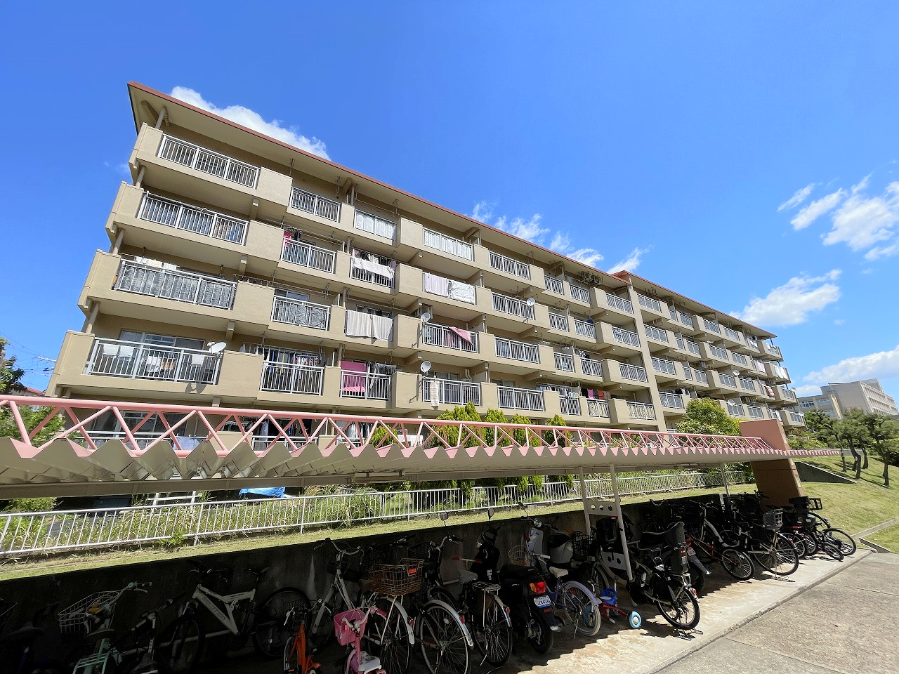 中落合第一住宅458号棟の外観写真