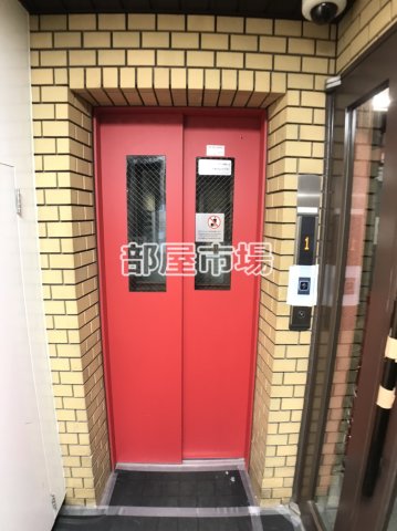 ライオンズマンション雷門の外観写真