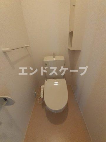 ＪＲ高崎線 倉賀野駅 徒歩30分 3階建 築9年のトイレ写真