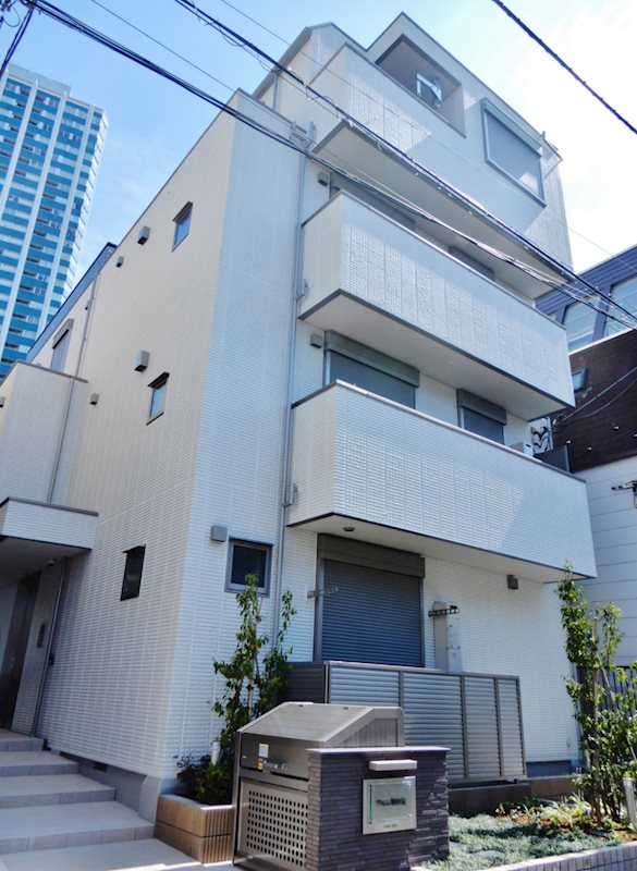 アルム西新宿の外観写真