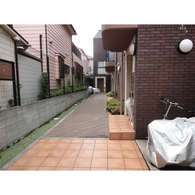 ラビ学芸大学のその他写真