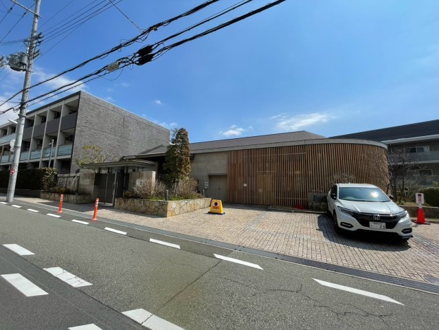 北大阪急行 緑地公園駅 徒歩7分 築15年
