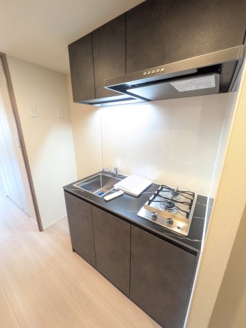 キッチン　※同タイプの間取りの反転タイプになります。現況優先です。