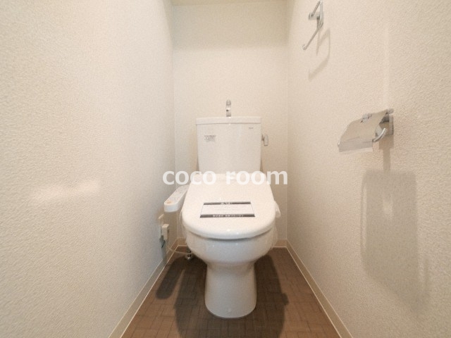 エスリード天神橋筋六丁目のトイレ写真