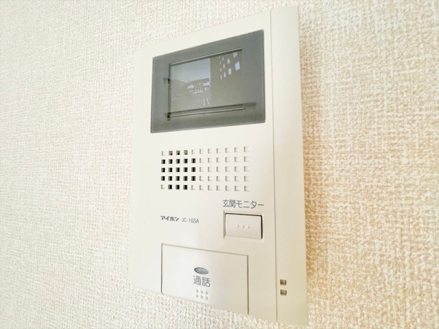 セキュリティ　同一建物内２０１号室内装写真転載