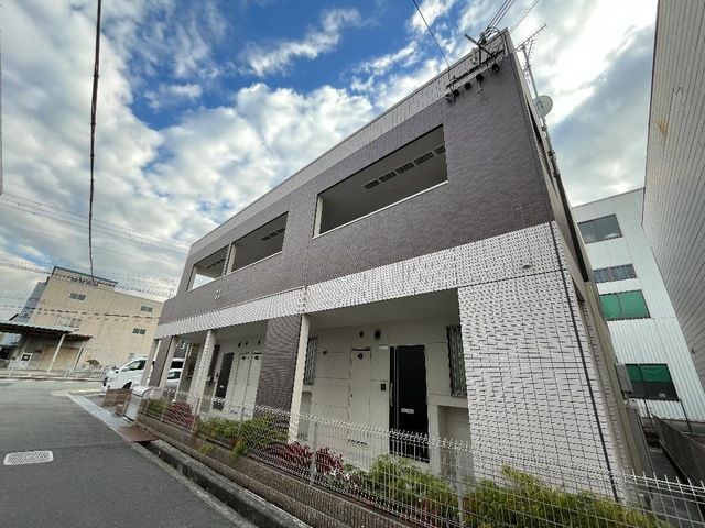 南海本線 泉大津駅 徒歩15分 築8年