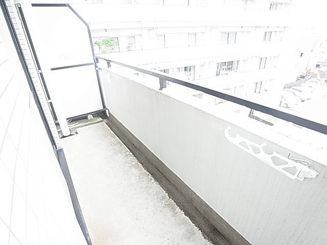 バルコニー　別部屋の写真です