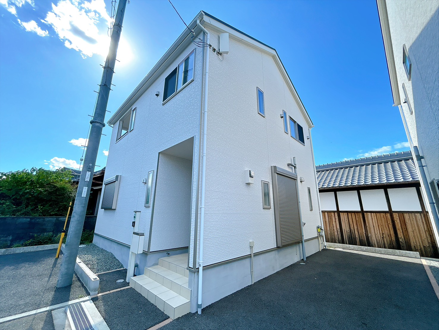 ＪＲ阪和線 東岸和田駅 徒歩26分 2階建 築4年の居間写真