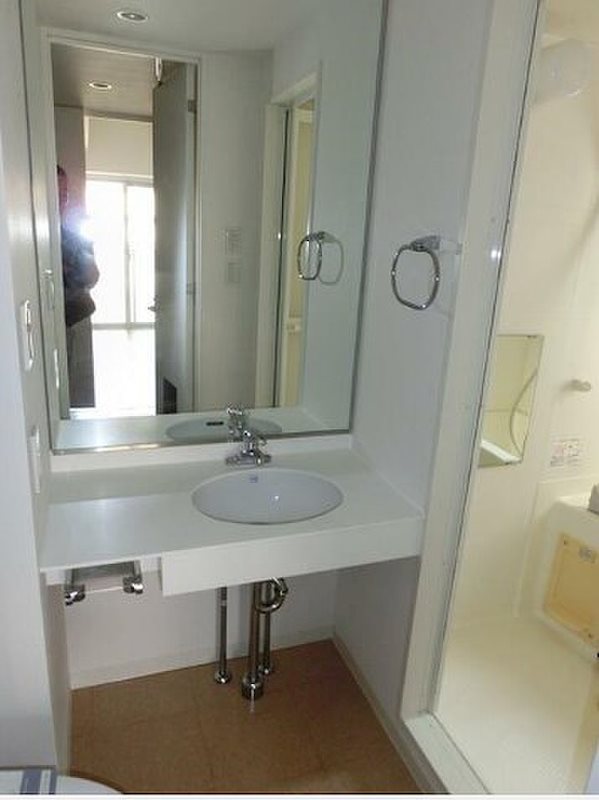 東池袋デュープレックスR’sの内装写真