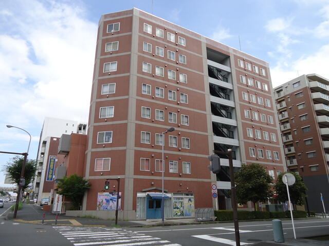 建物外観　オートロック付き