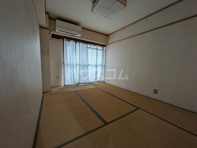 宝八事ハイツの内装写真