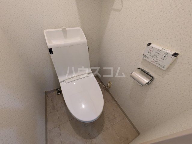 宝八事ハイツのトイレ写真