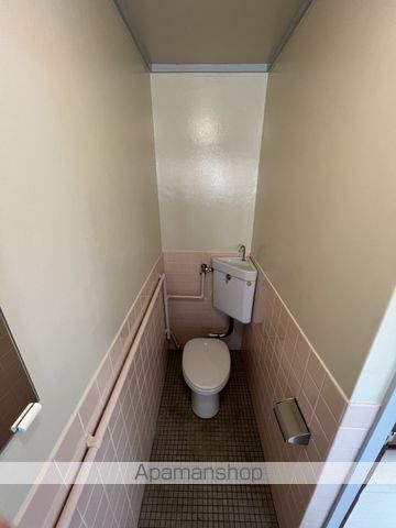 西鉄天神大牟田線 都府楼前駅 徒歩3分 3階建 築48年のトイレ写真