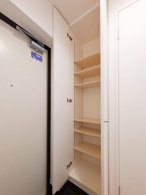 玄関　現況優先