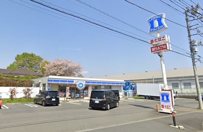 コンビニ　ローソン 厚木飯山南店（コンビニ）まで210m