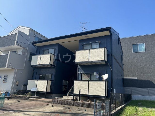 名古屋市中川区松年町のアパートの建物外観