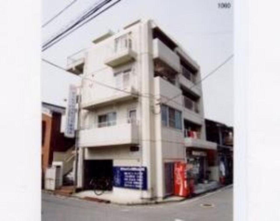 松山市永木町のマンションの建物外観