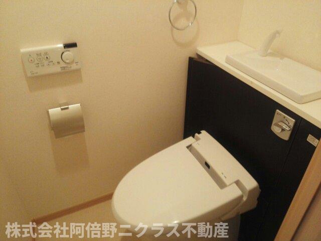 トイレ　清潔感のあるトイレです