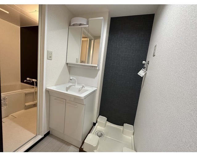 洗面設備　身支度に欠かせない独立洗面台♪