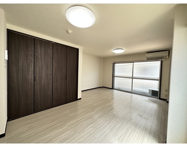 その他設備　室内エアコン付き♪