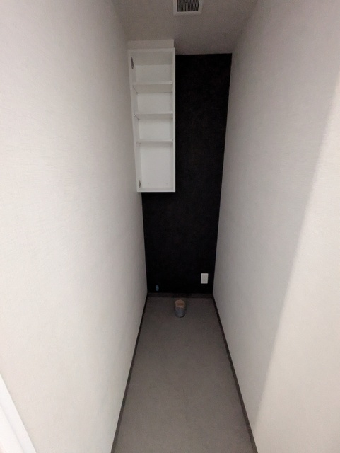 トイレ　建築中の２０４号写真