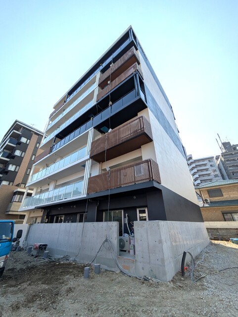 建物外観　建築中写真