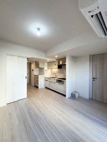 居室・リビング　※同物件別住戸の写真を参考に掲載しております。