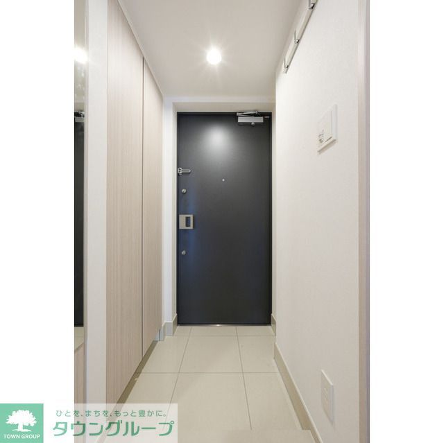 玄関　お部屋探しは株式会社　タウンハウジング　までお気軽にお問合…