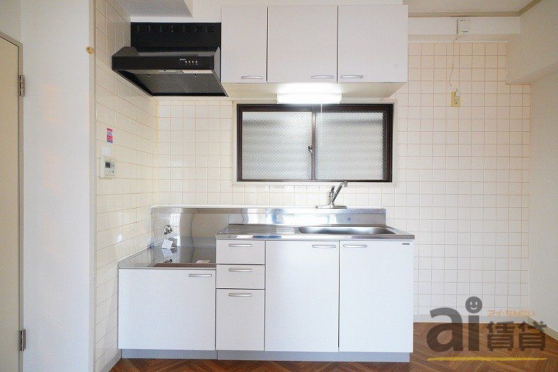 キッチン　※別号室写真です