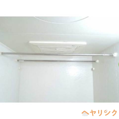 バス・シャワールーム　類似（反転）部屋イメージ