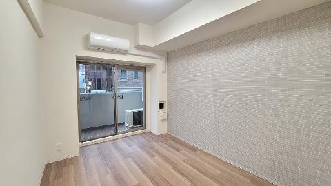 居室・リビング　室内