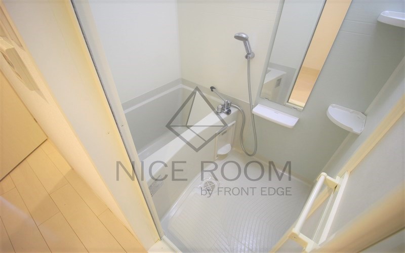 バス・シャワールーム　ジュネーゼグラン難波ミラージュ　風呂