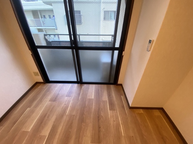 居室・リビング　※現況を優先します。