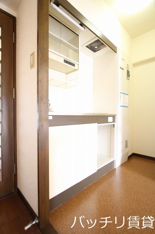 キッチン　同型タイプの為現状優先