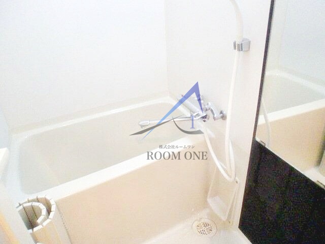 バス・シャワールーム　お風呂です。