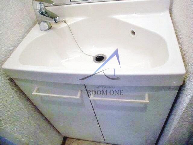 洗面設備　洗面台です。