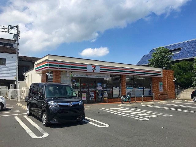 コンビニ　セブンイレブン 太田市東本町店（コンビニ）まで116m