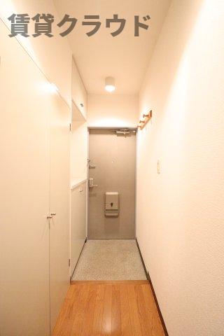 玄関　落ち着いた玄関です