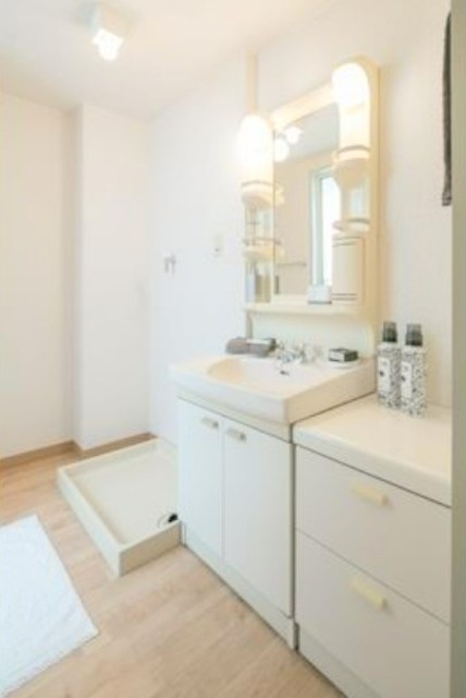 洗面設備　参考写真