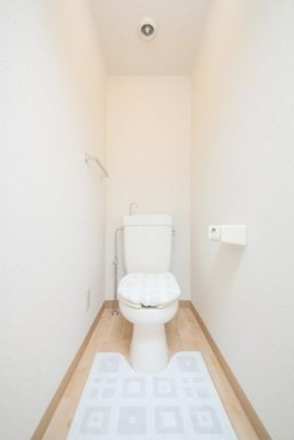 トイレ　参考写真