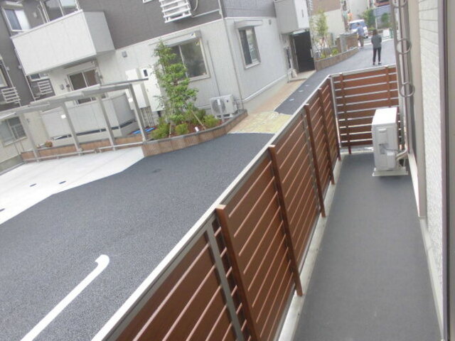 バルコニー　バルコニー