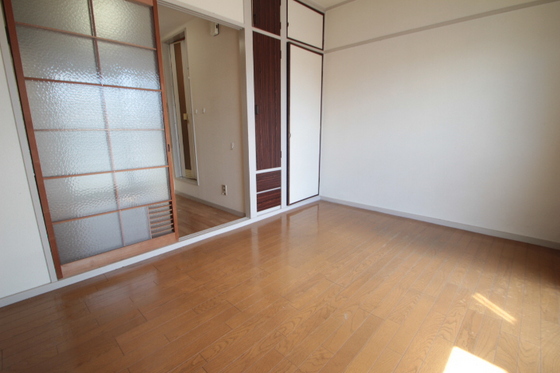 居室・リビング　※別部屋の写真です