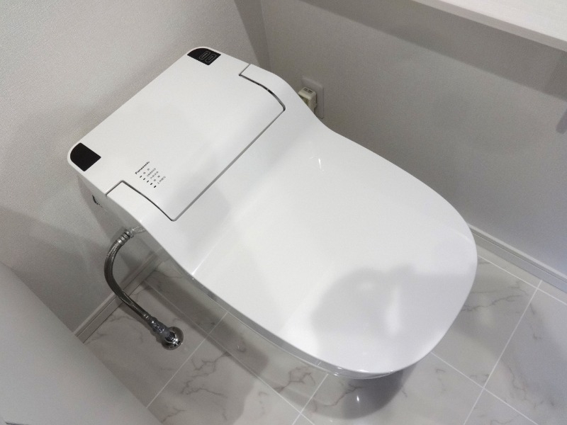 トイレ　冬場の強い味方！温水洗浄便座！