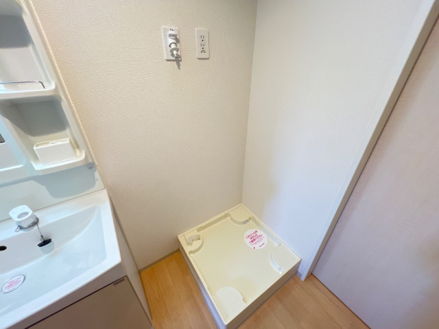 その他　写真は反転タイプとなります。現況を優先ください。