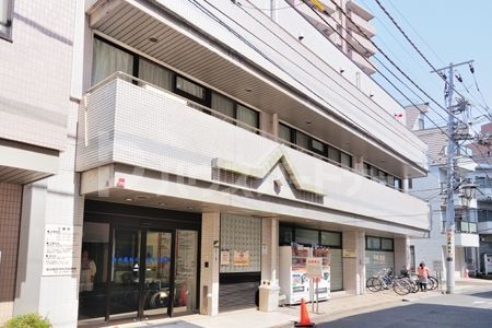 病院　岩井医療財団岩井整形外科内科病院（病院）まで660m