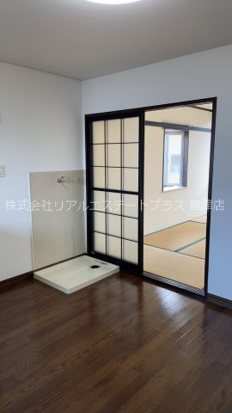シャルム瀬田の居間写真