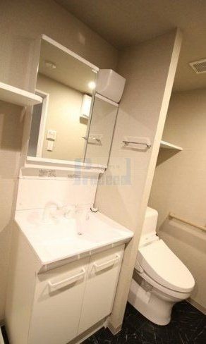 洗面設備　使いやすい独立洗面台☆